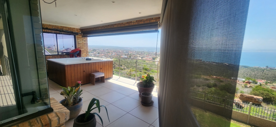 6 Bedroom Property for Sale in Da Nova Western Cape